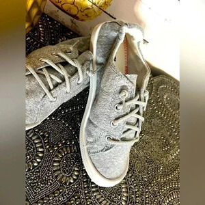 GIRLS MADDEN NYC SIZE 3 YOUTH NIB